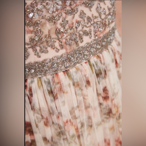 Brand New Needle & Thread Andromeda Garland Long Sleeve Gown - Picture 3 of 5